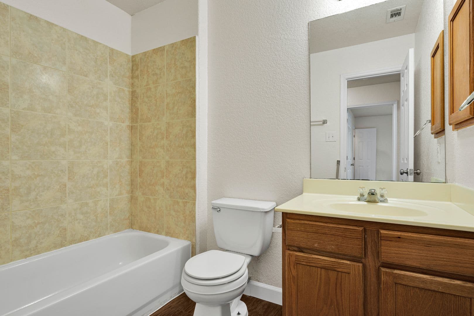 San Antonio House: 8004 Santa Catalina