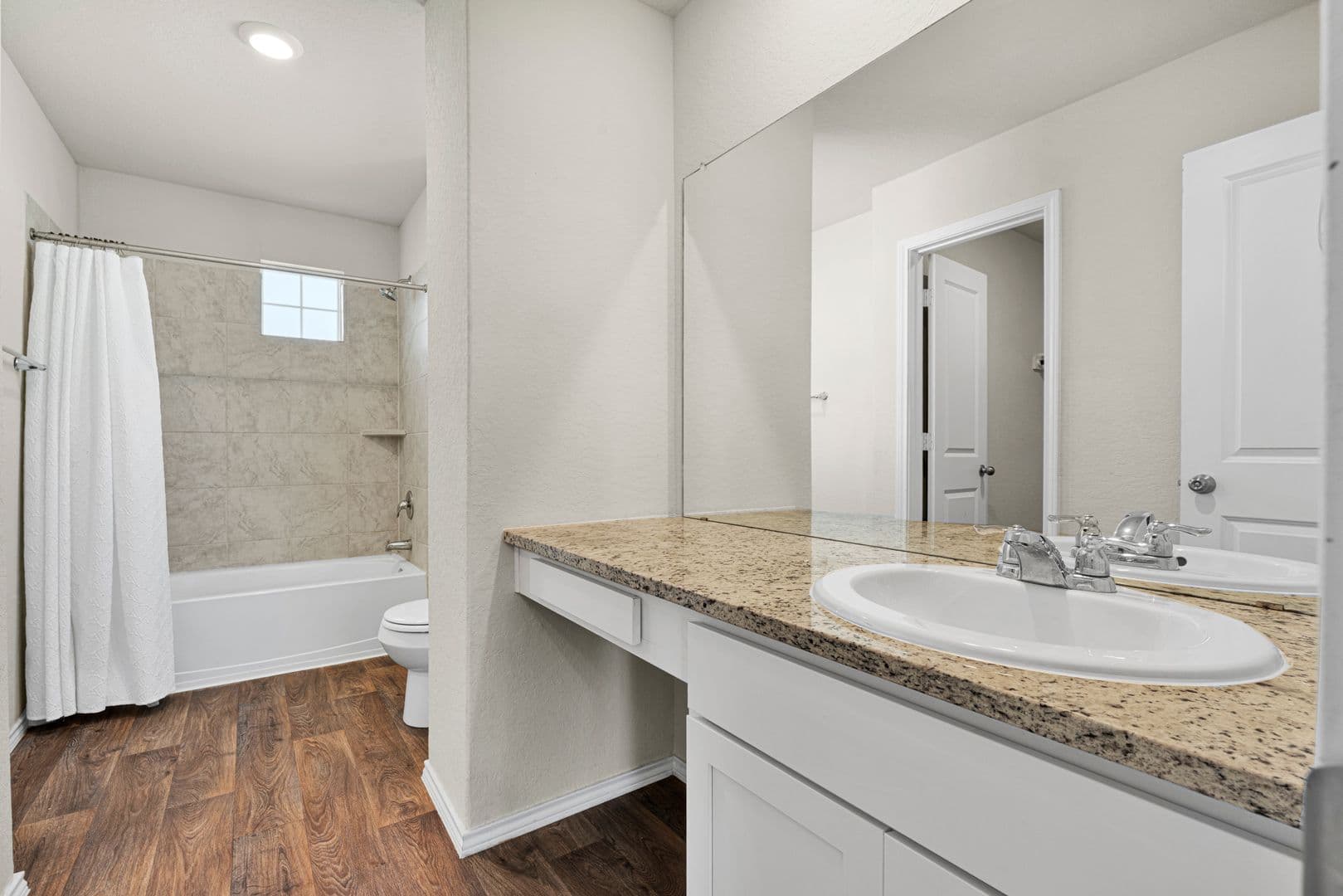 San Antonio House: 1014 Cozumel Emerald