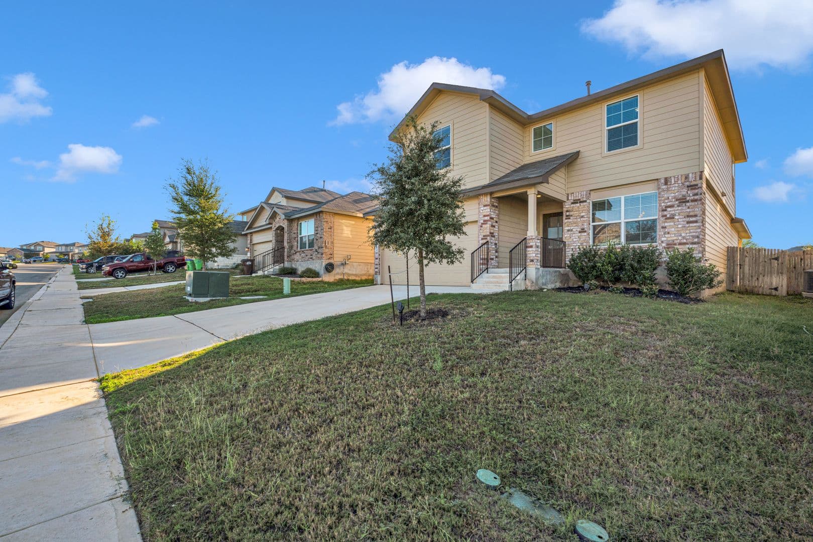 San Antonio House: 142 American Robin Way