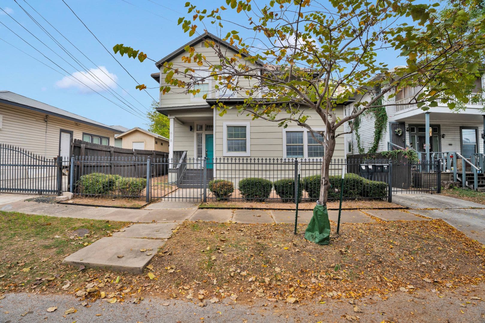 San Antonio Apartment: 618 Atlanta St