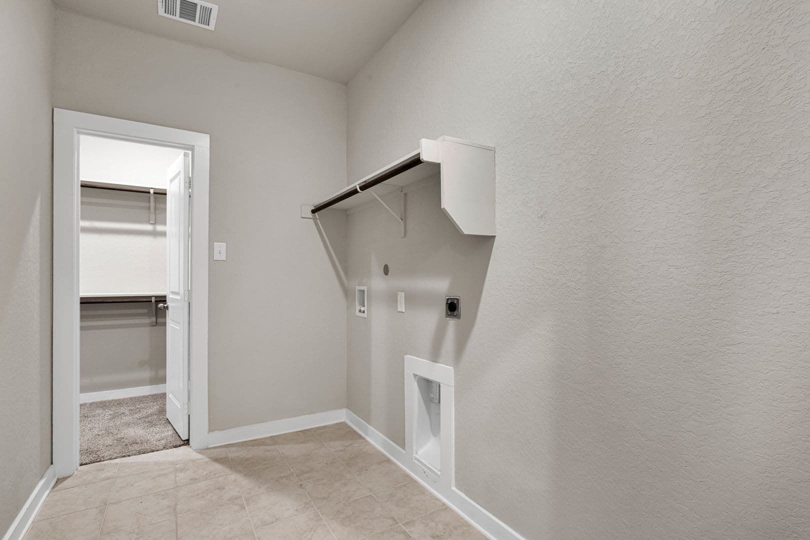 San Antonio House: 4415 Tiger Run