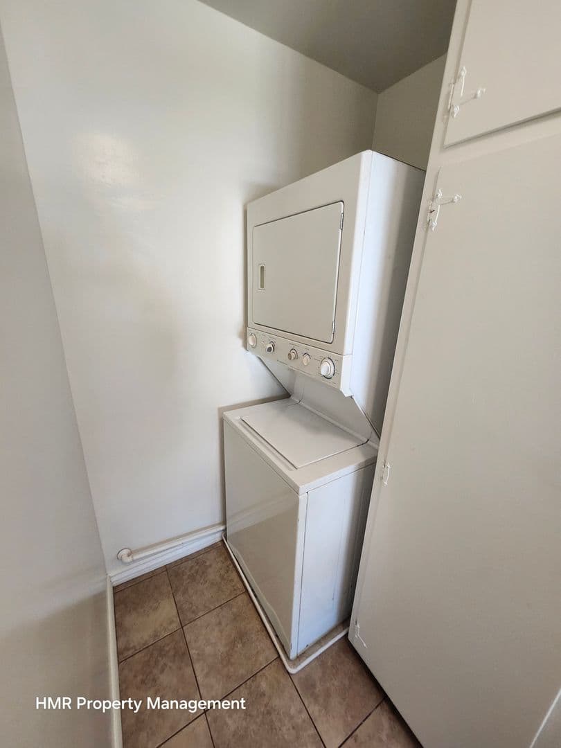 Pomona Condo: 521 1/2 San Francisco Ave