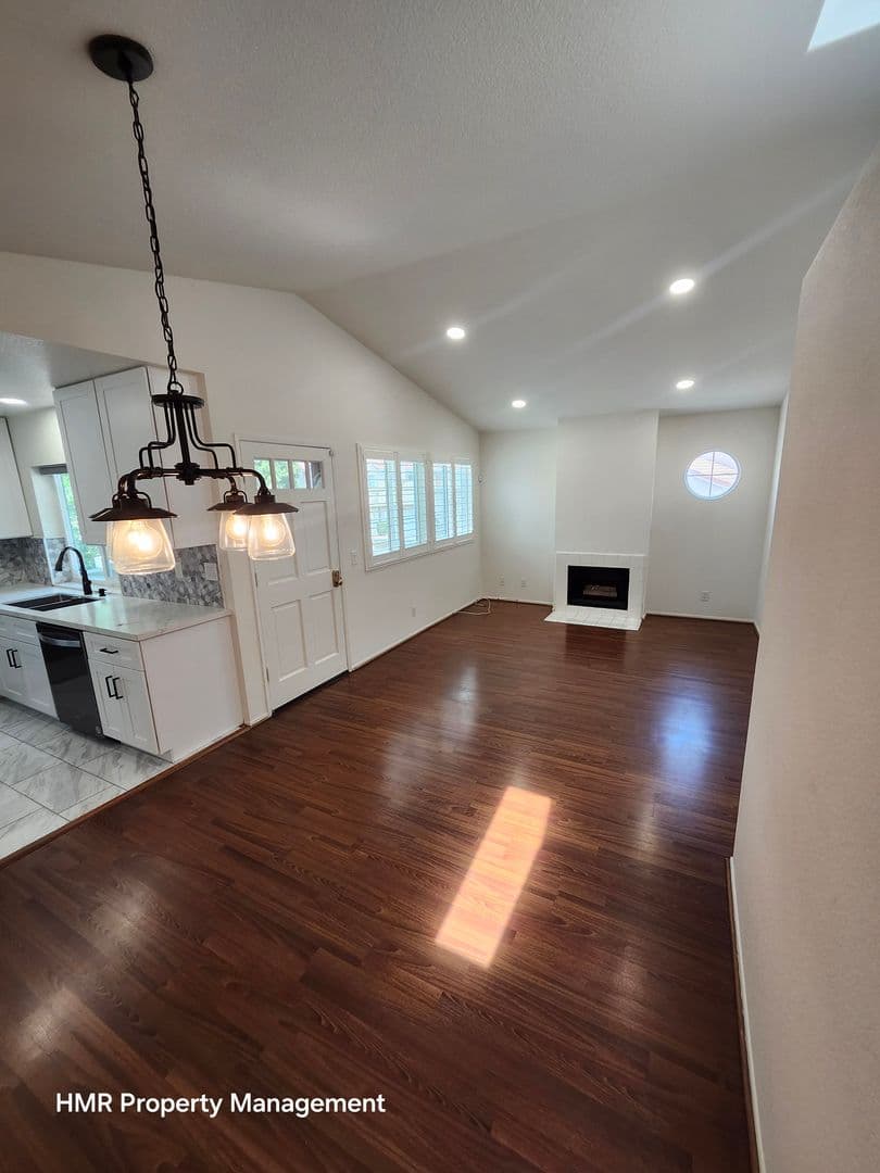 Rancho Cucamonga Condo: 7691 Haven Ave