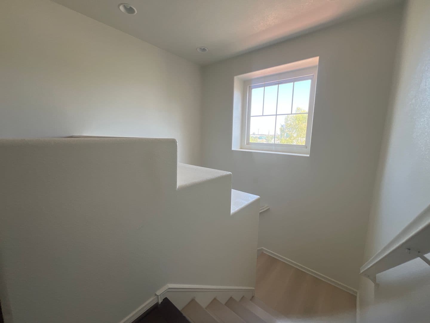 Chino Townhome: 7043 Piedmont St.