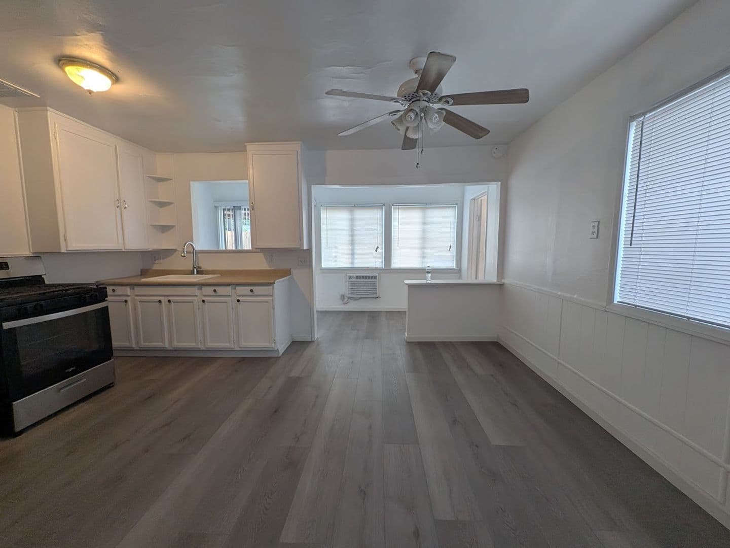 S. El Monte House: 1412 Leafdale Ave