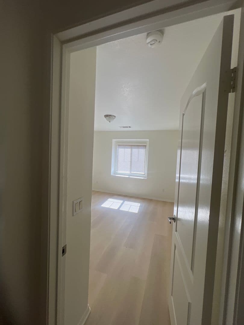 Chino Townhome: 7043 Piedmont St.