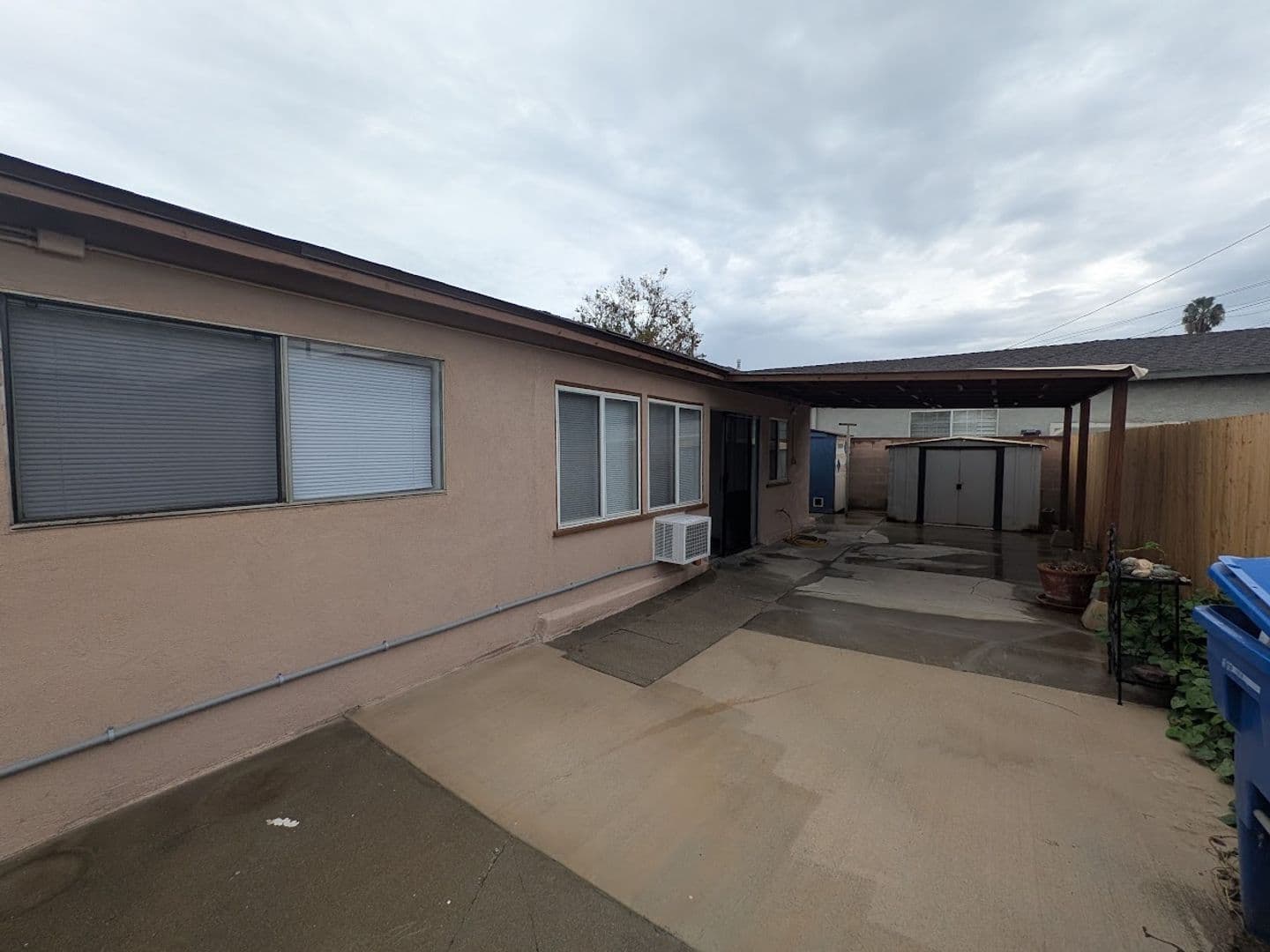 S. El Monte House: 1412 Leafdale Ave