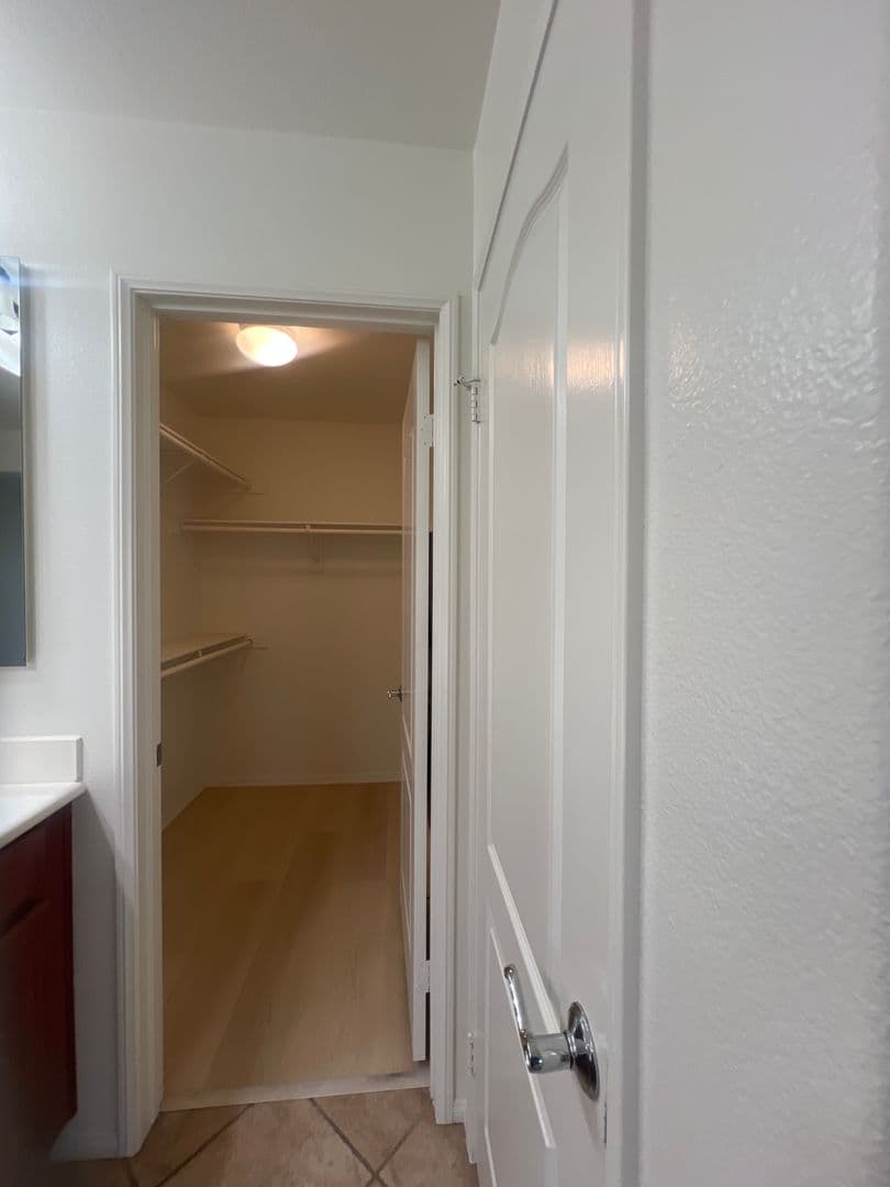 Chino Townhome: 7043 Piedmont St.