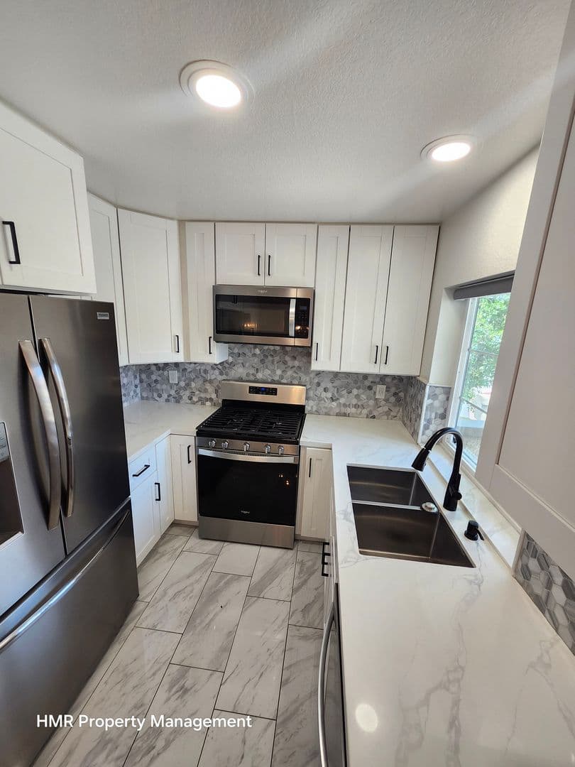 Rancho Cucamonga Condo: 7691 Haven Ave