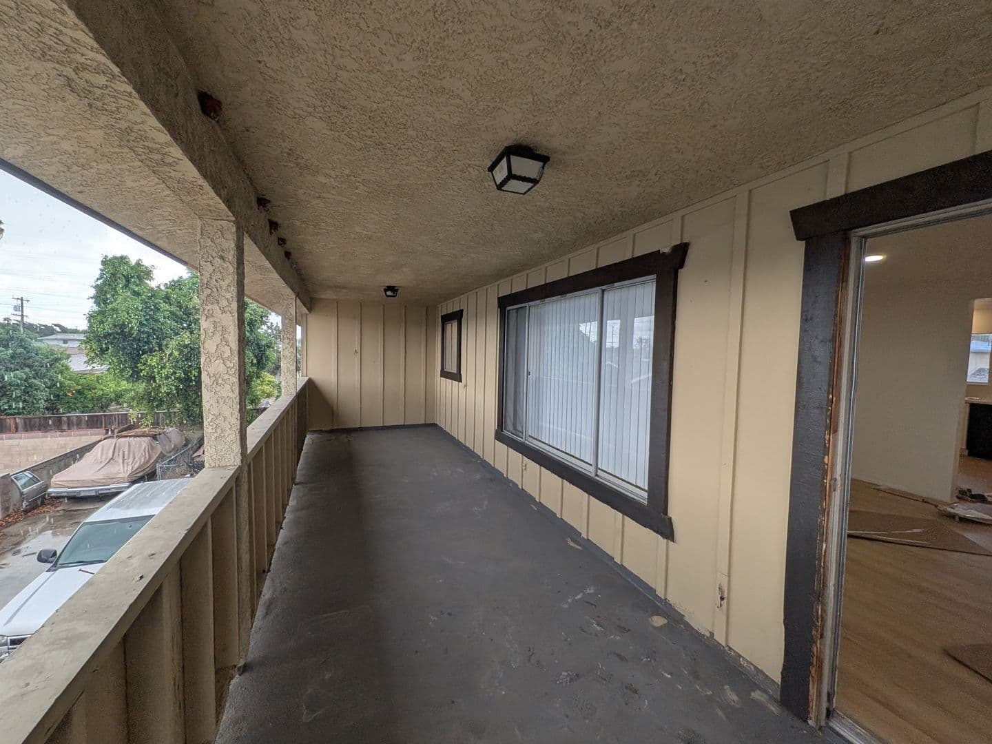 Bellflower Apartment: 9532 1/2 Cedar Street