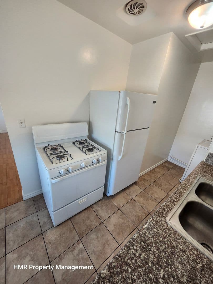 Pomona Condo: 521 1/2 San Francisco Ave