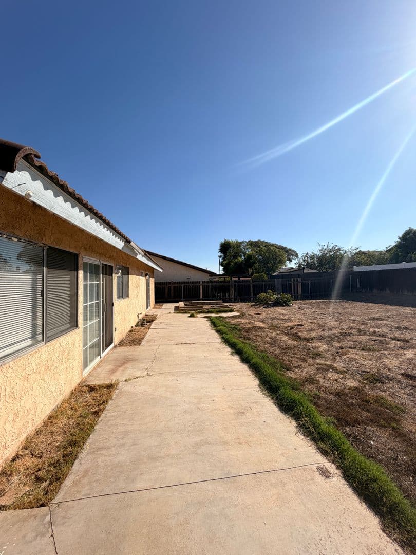 Moreno Valley House: 13193 Running Deer Rd