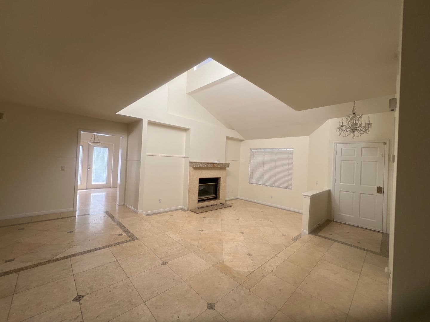 San Dimas House: 962 Bidwell Road