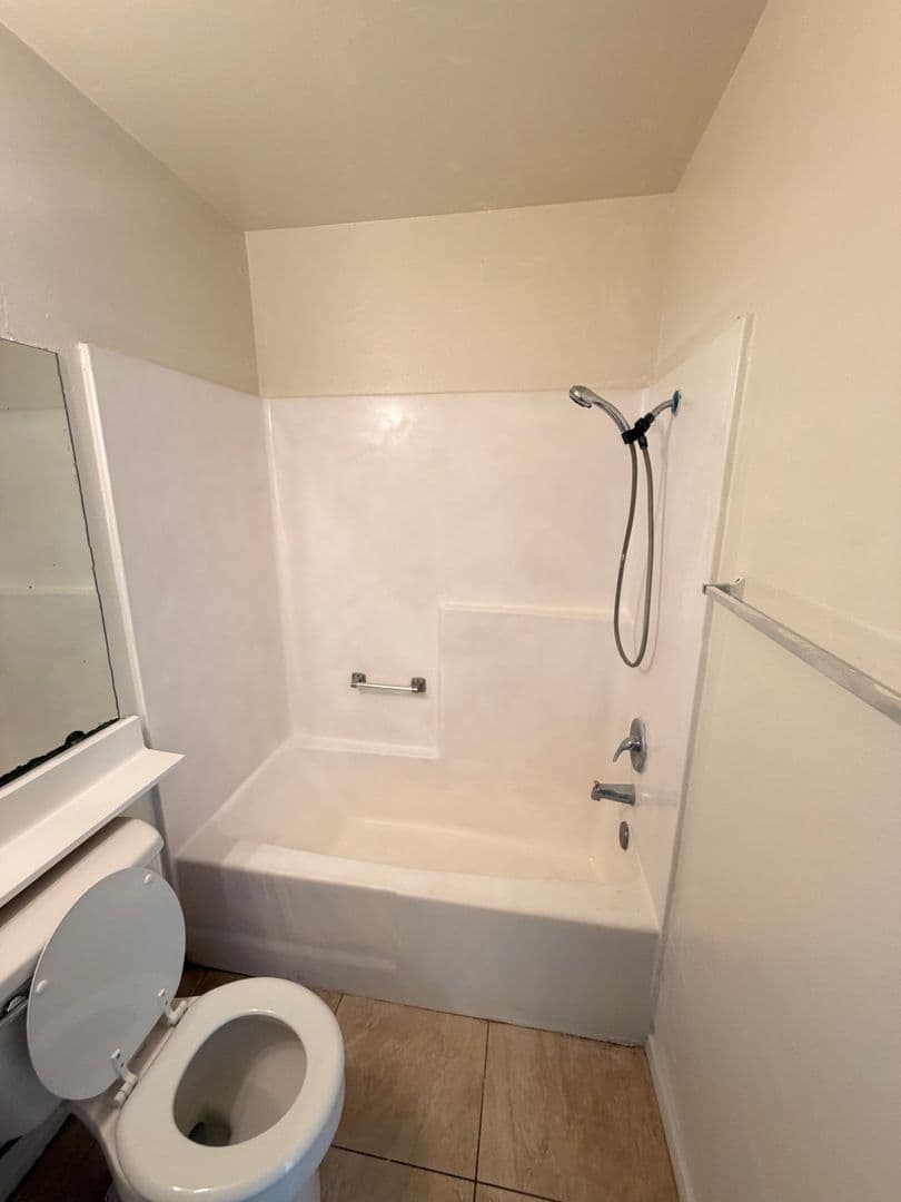 Moreno Valley House: 13193 Running Deer Rd