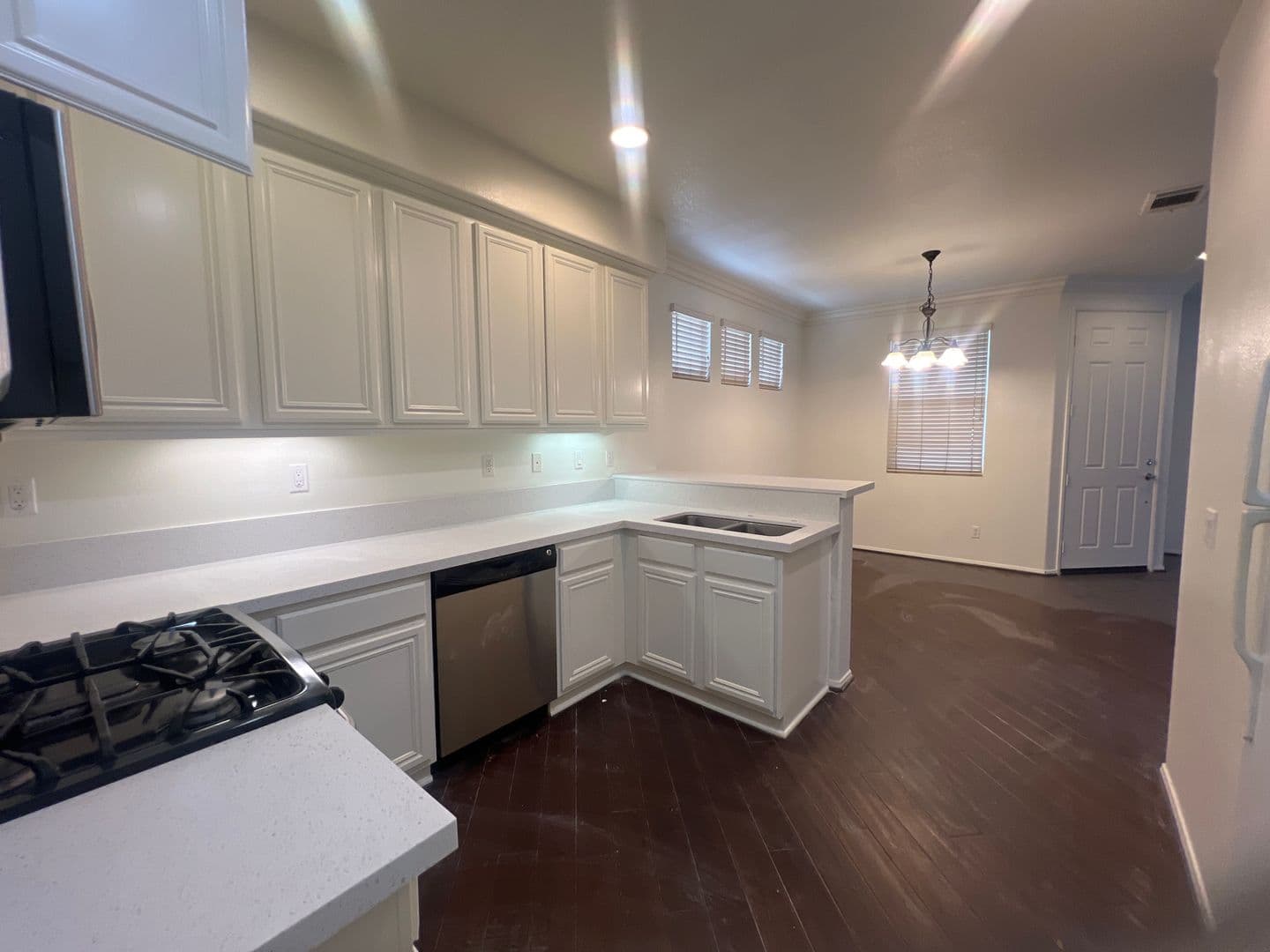 Chino Townhome: 7043 Piedmont St.