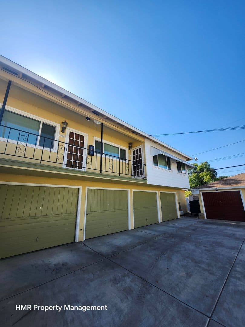 Pomona Condo: 521 1/2 San Francisco Ave