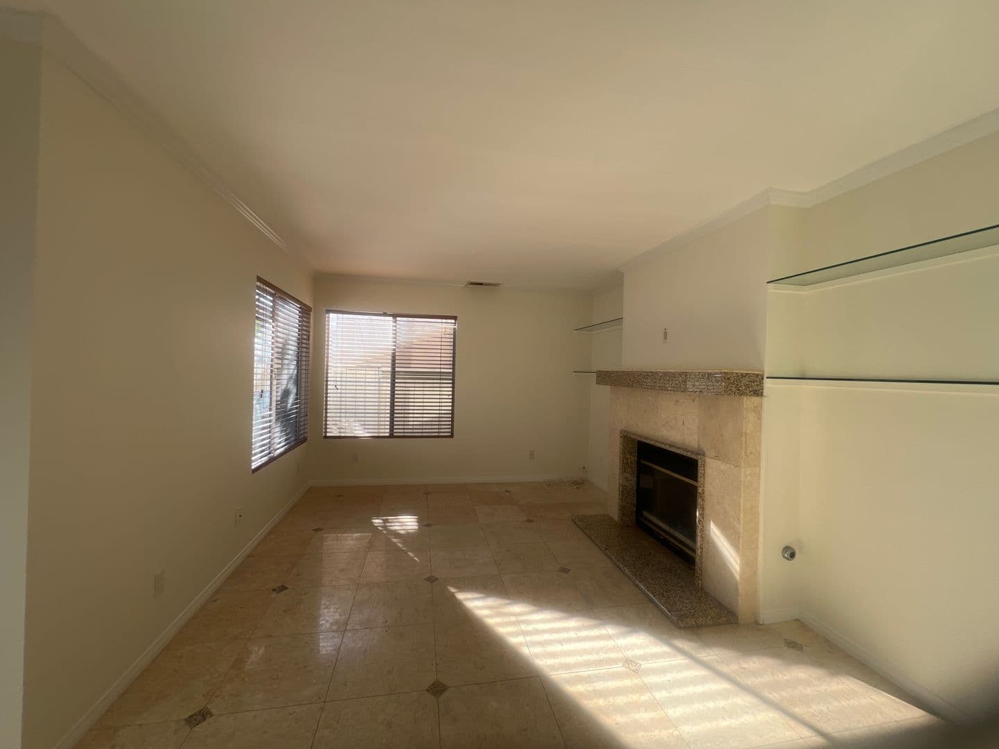 San Dimas House: 962 Bidwell Road