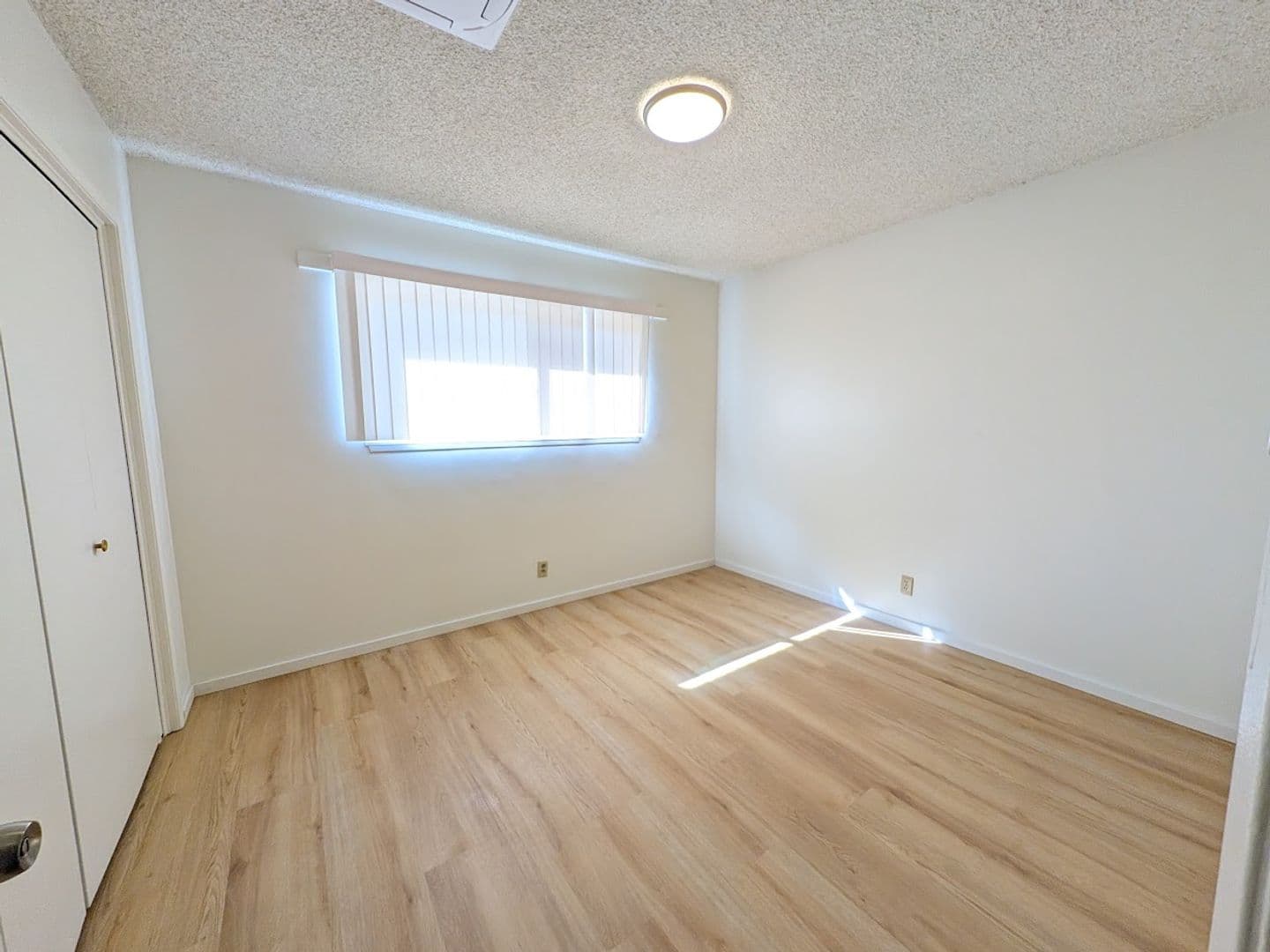 Bellflower Apartment: 8748 Cedar Street