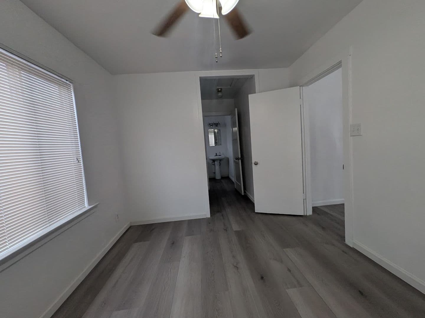 S. El Monte House: 1412 Leafdale Ave