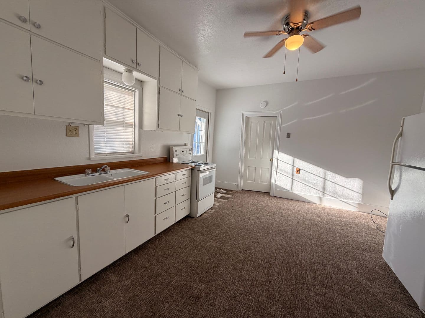 Spearfish Apartment: 700 N 5th St
