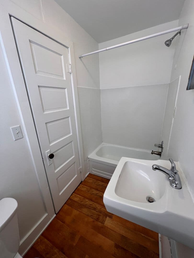 Spearfish House: 333 N 5th St