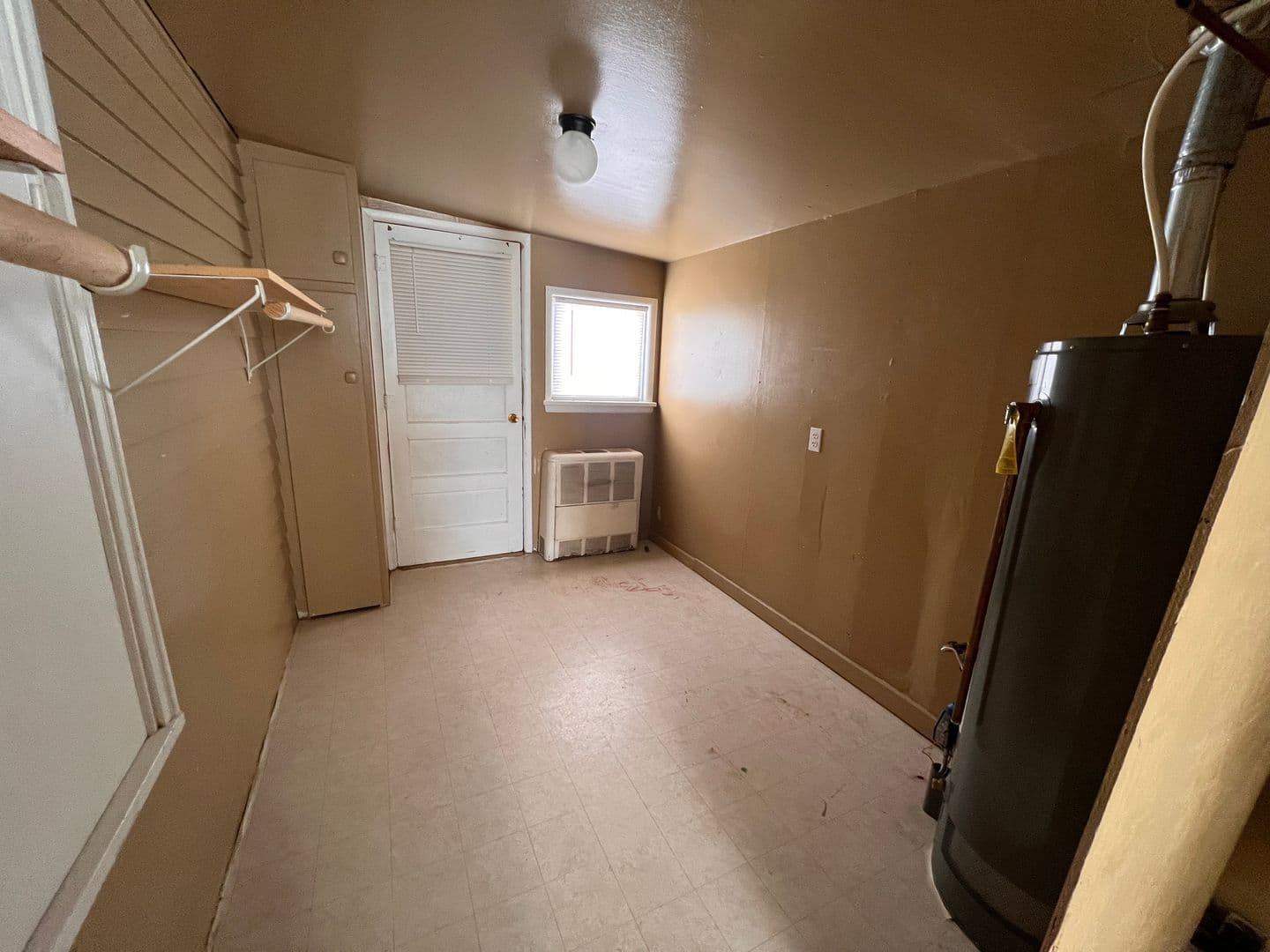 Spearfish House: 333 N 5th St