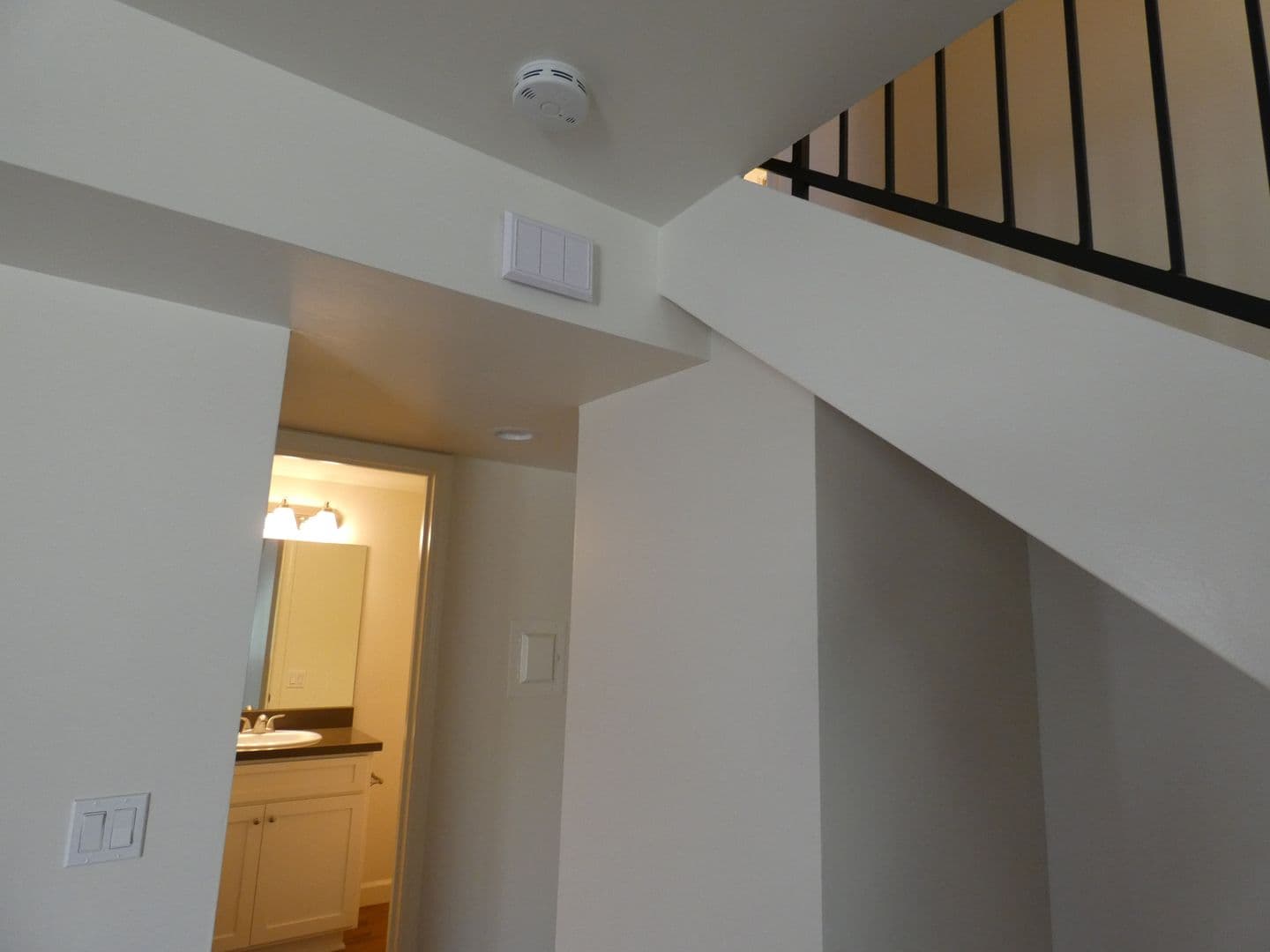 Santa Maria Condo: 1180 Hilltop Rd. #D