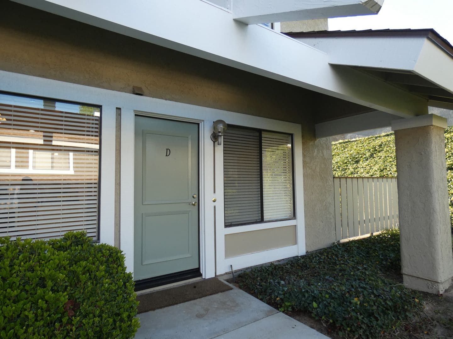 Santa Maria Condo: 1180 Hilltop Rd. #D