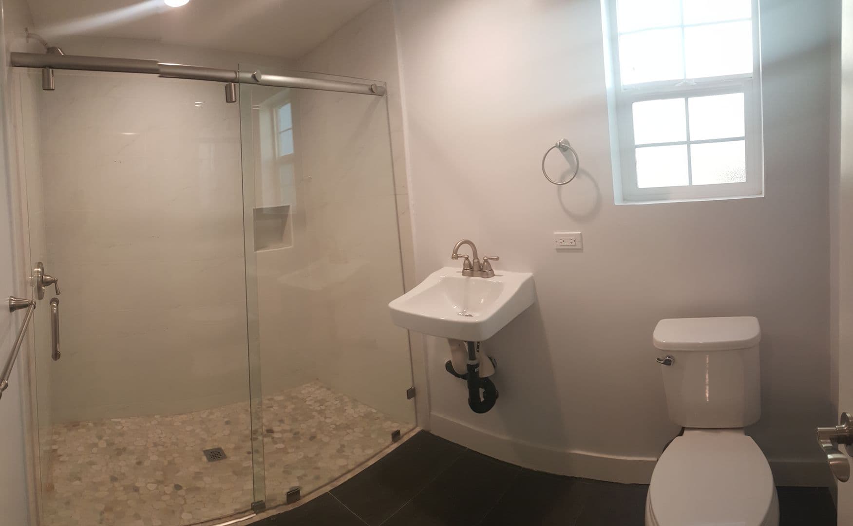 North Hollywood Apartment: 6039 Craner Ave