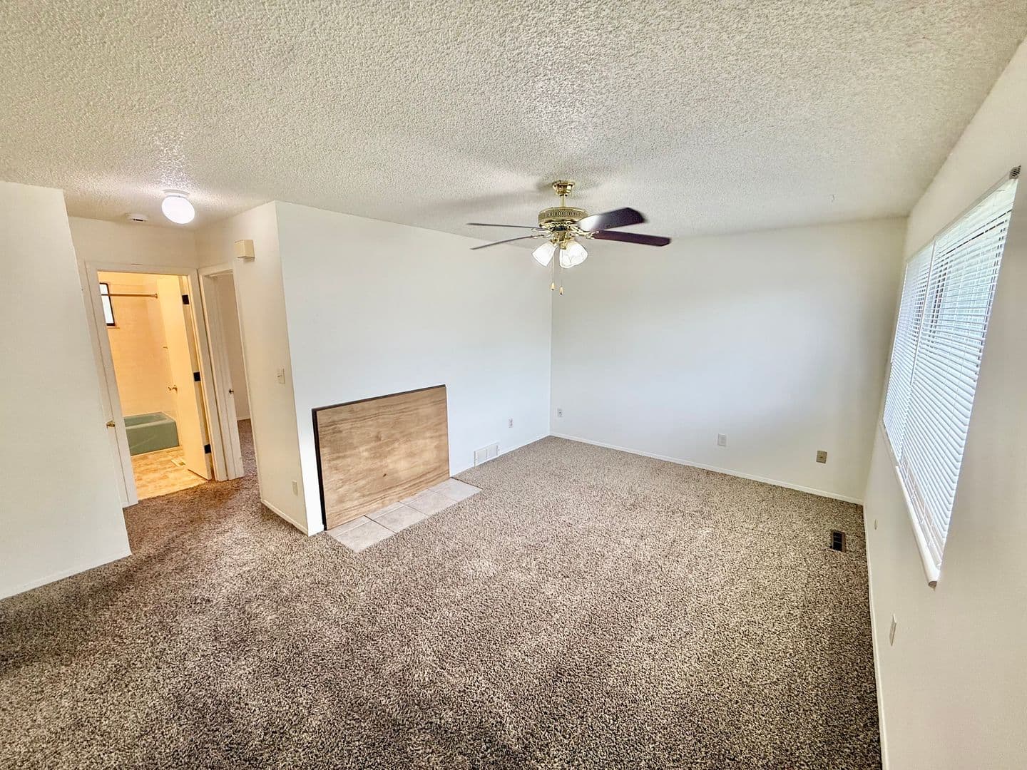 Loveland House: 706 Southwest 22nd Street