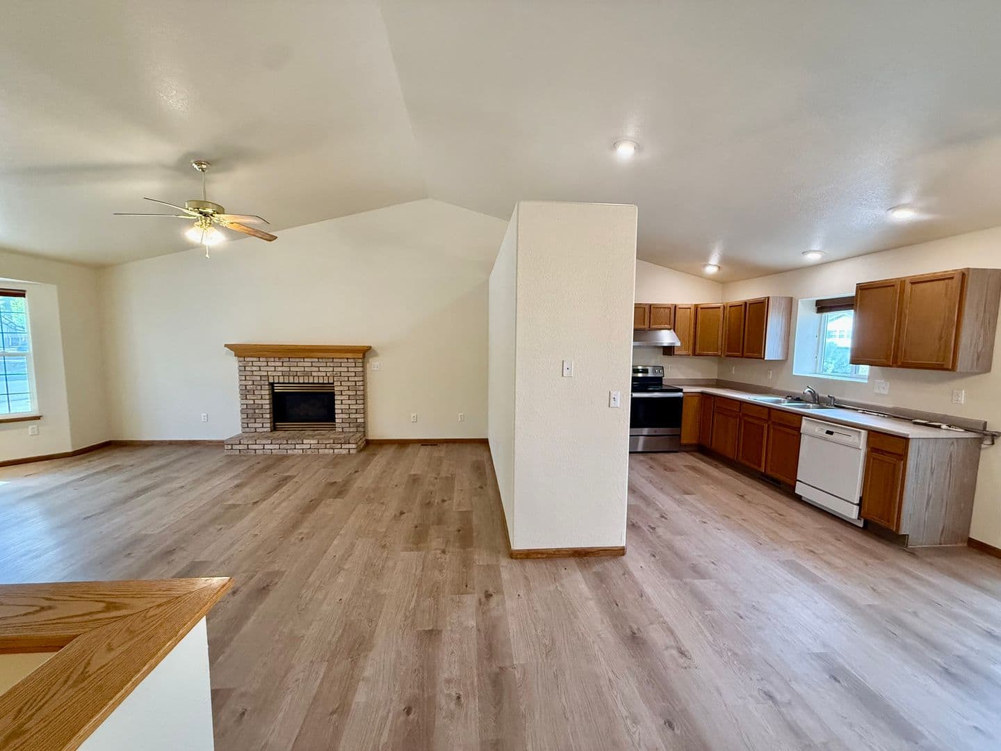 Fort Collins House: 348 Albion Way