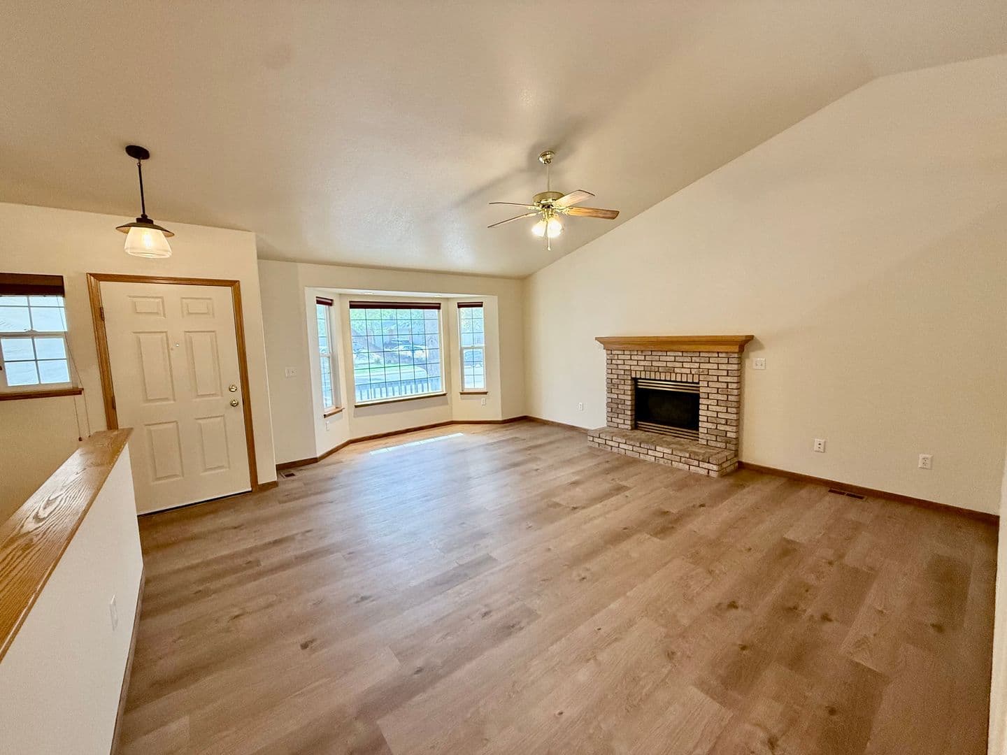 Fort Collins House: 348 Albion Way