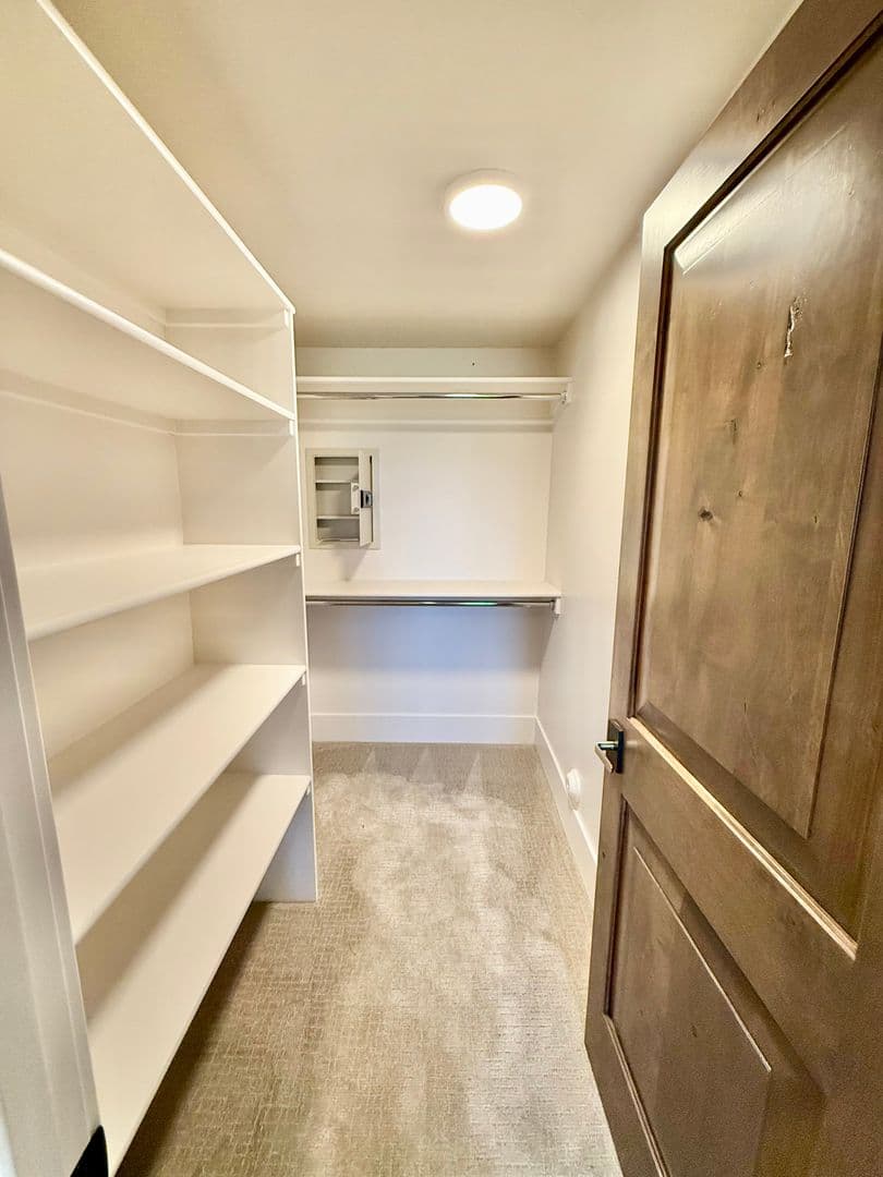 Berthoud House: 2387 Harding Park Court