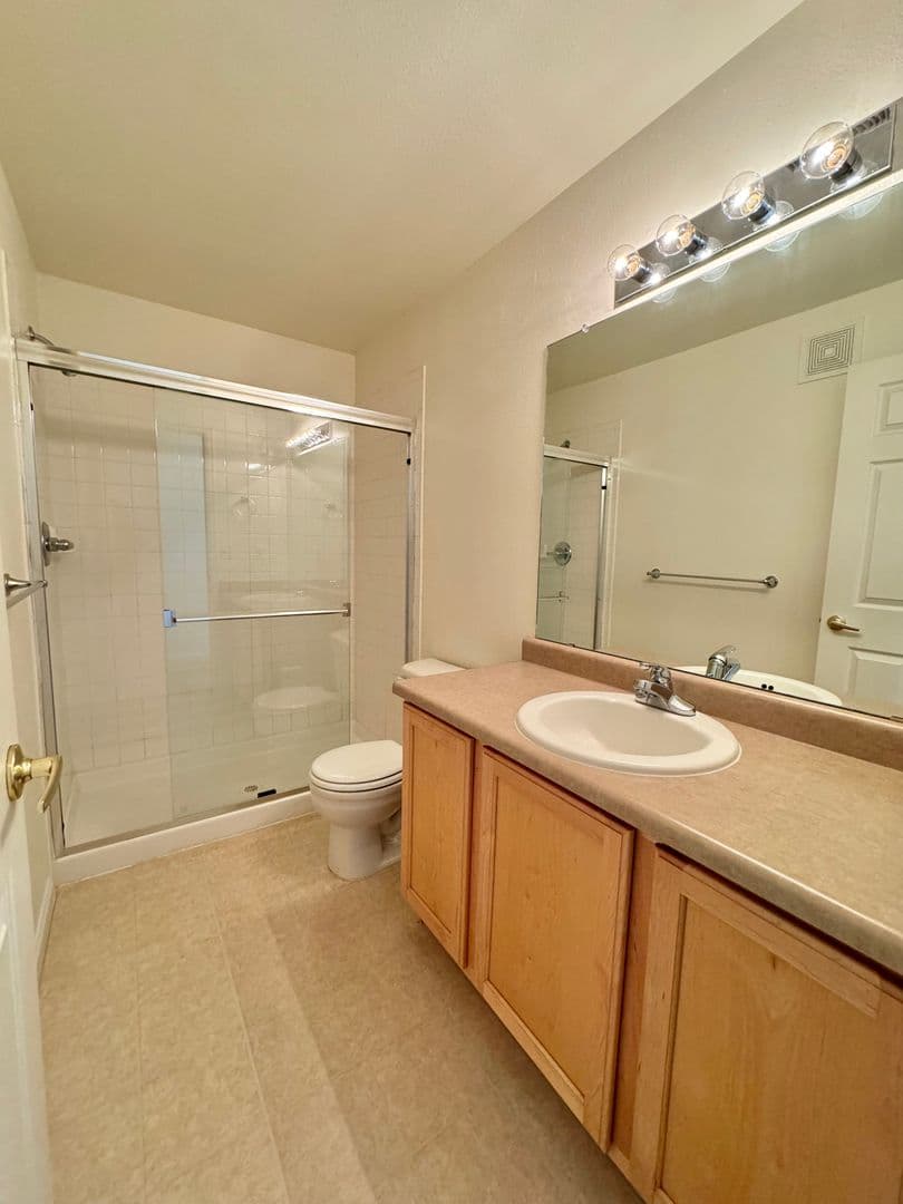 Evans Condo: 512 Lucca Drive