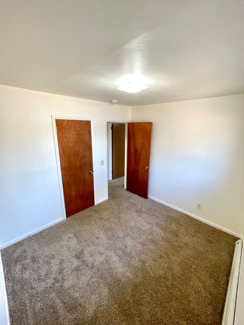 Evans Apartment: 3605 Idaho Street