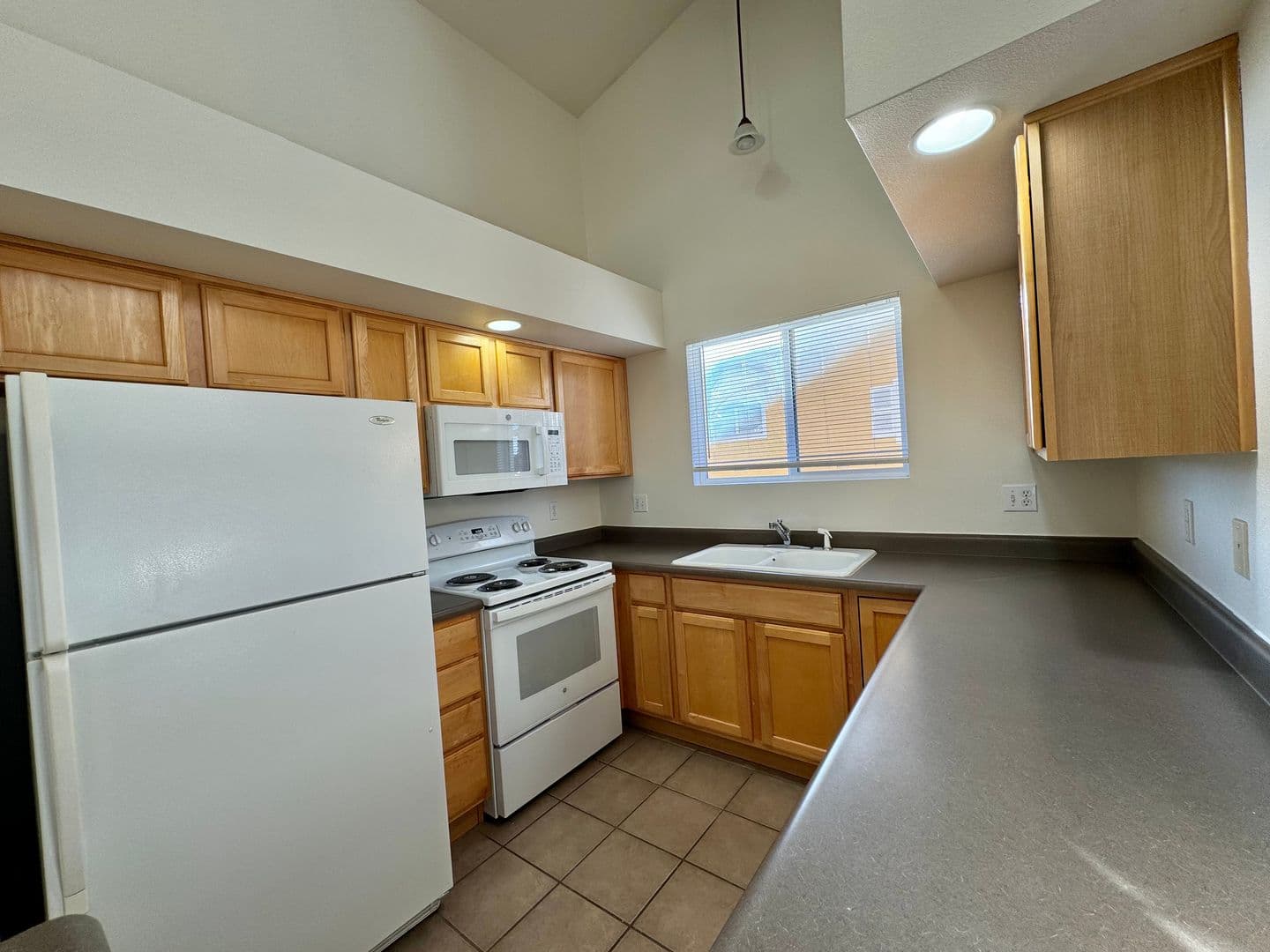 Evans Condo: 512 Lucca Drive