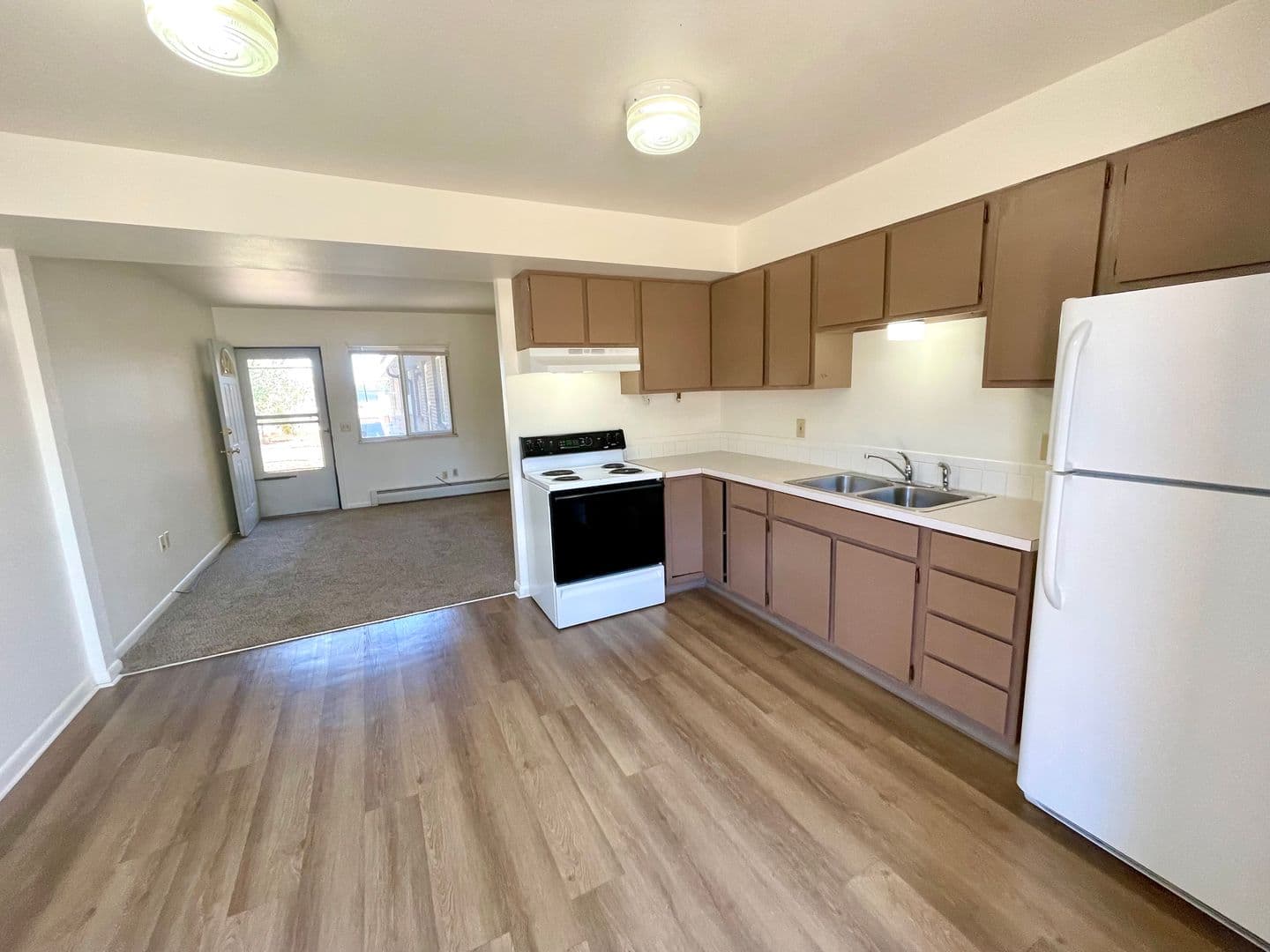 Evans Apartment: 3605 Idaho Street