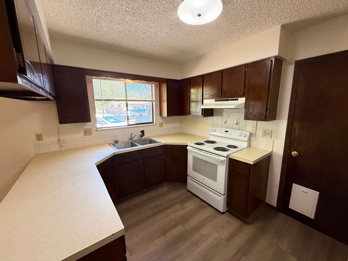 Loveland House: 1633 Elizabeth Court
