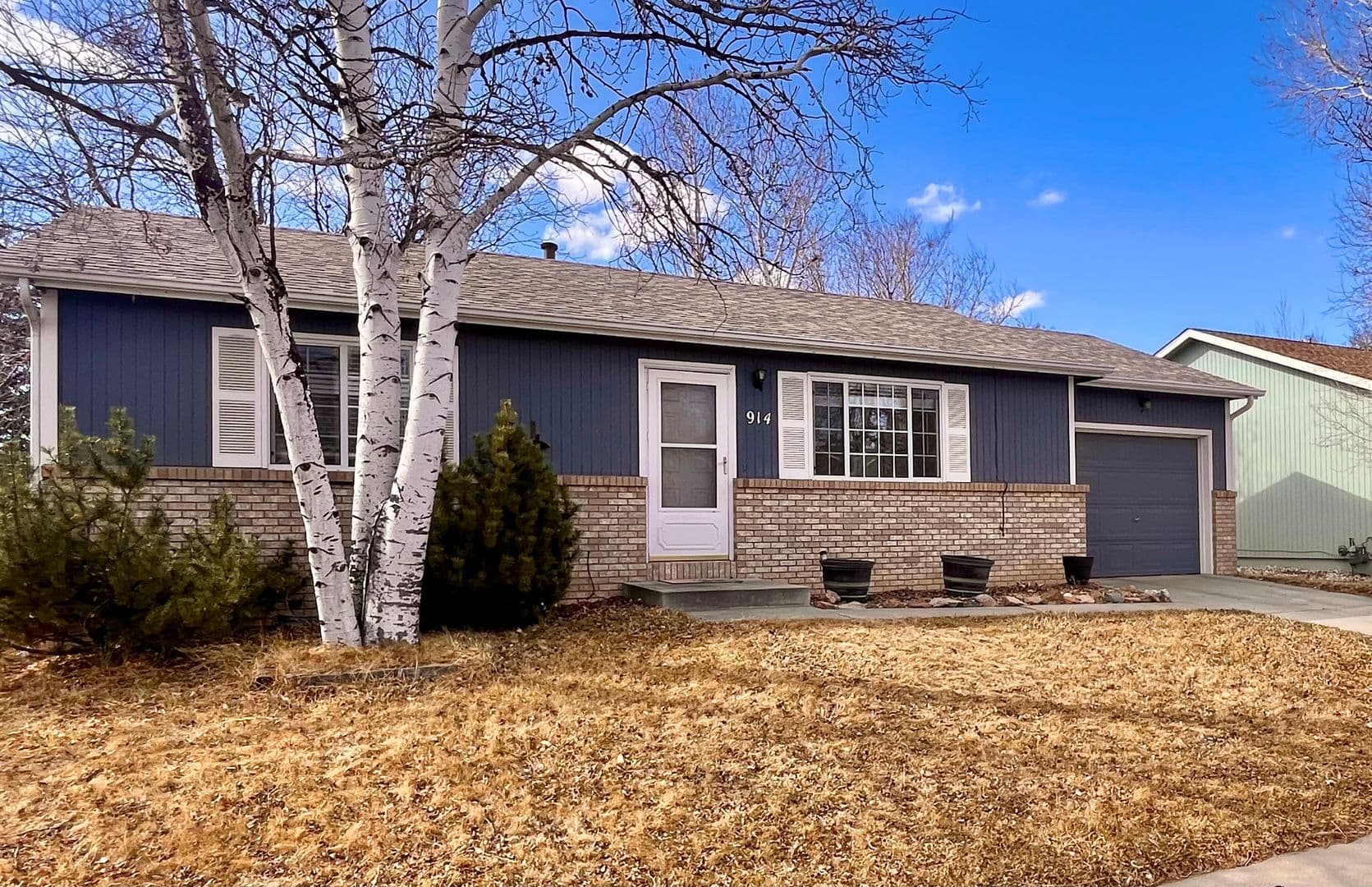 Windsor House: 914 Canyon Court