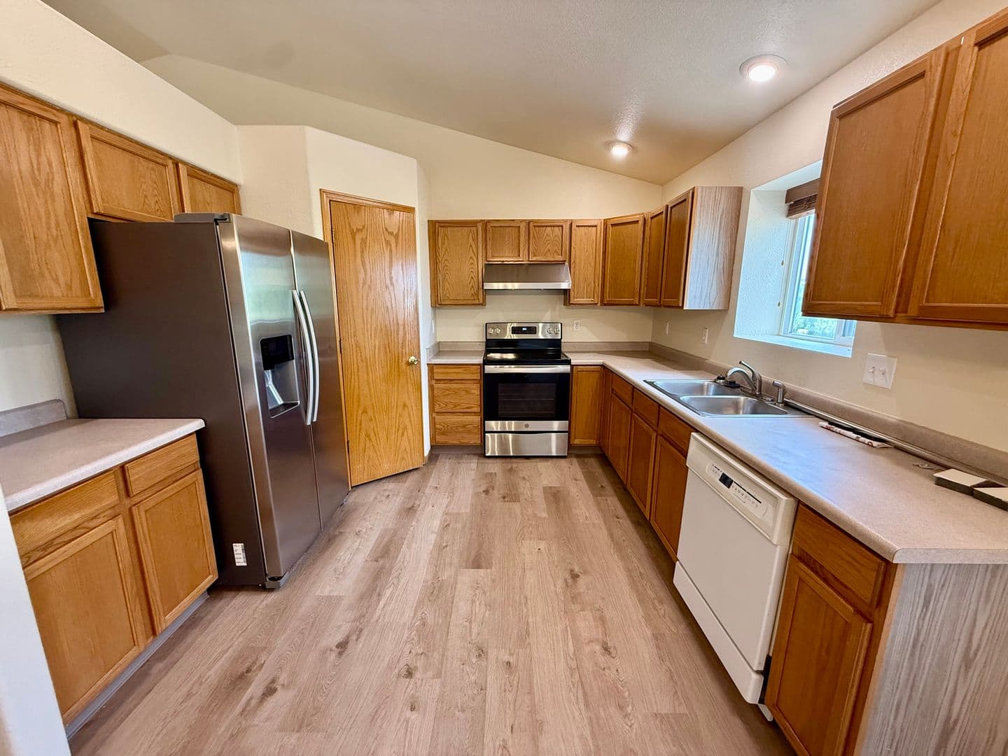 Fort Collins House: 348 Albion Way