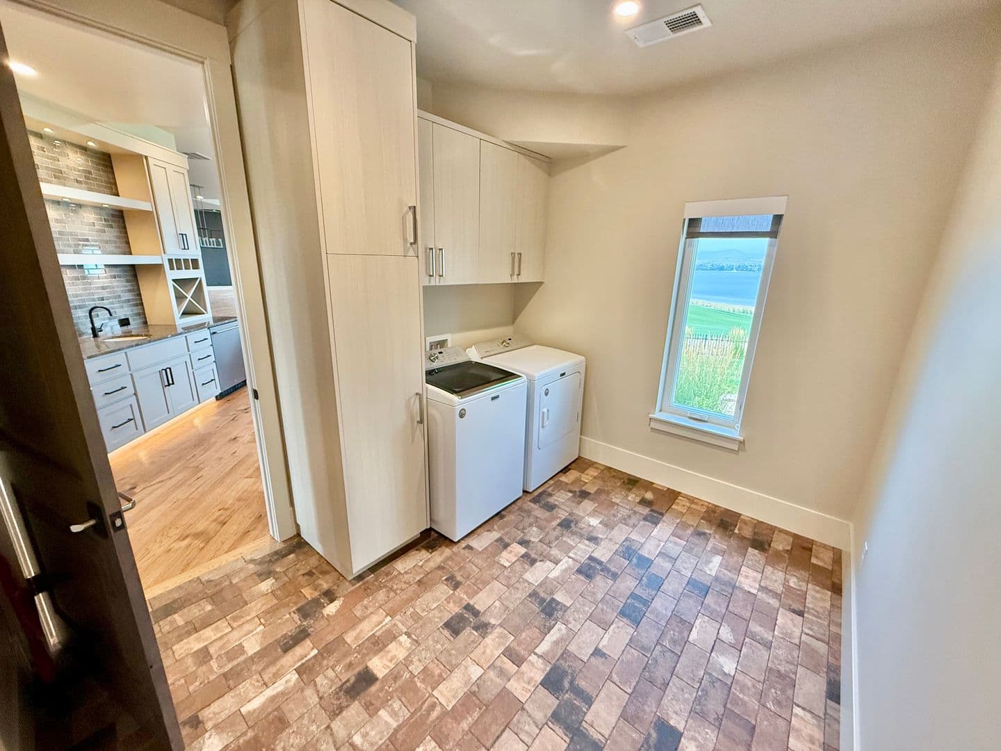 Berthoud House: 2387 Harding Park Court