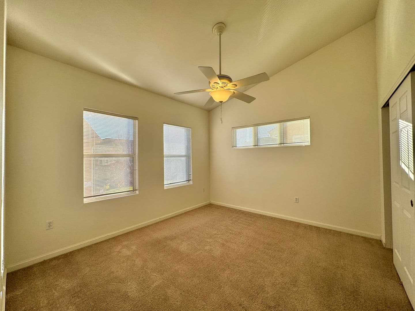 Evans Condo: 512 Lucca Drive