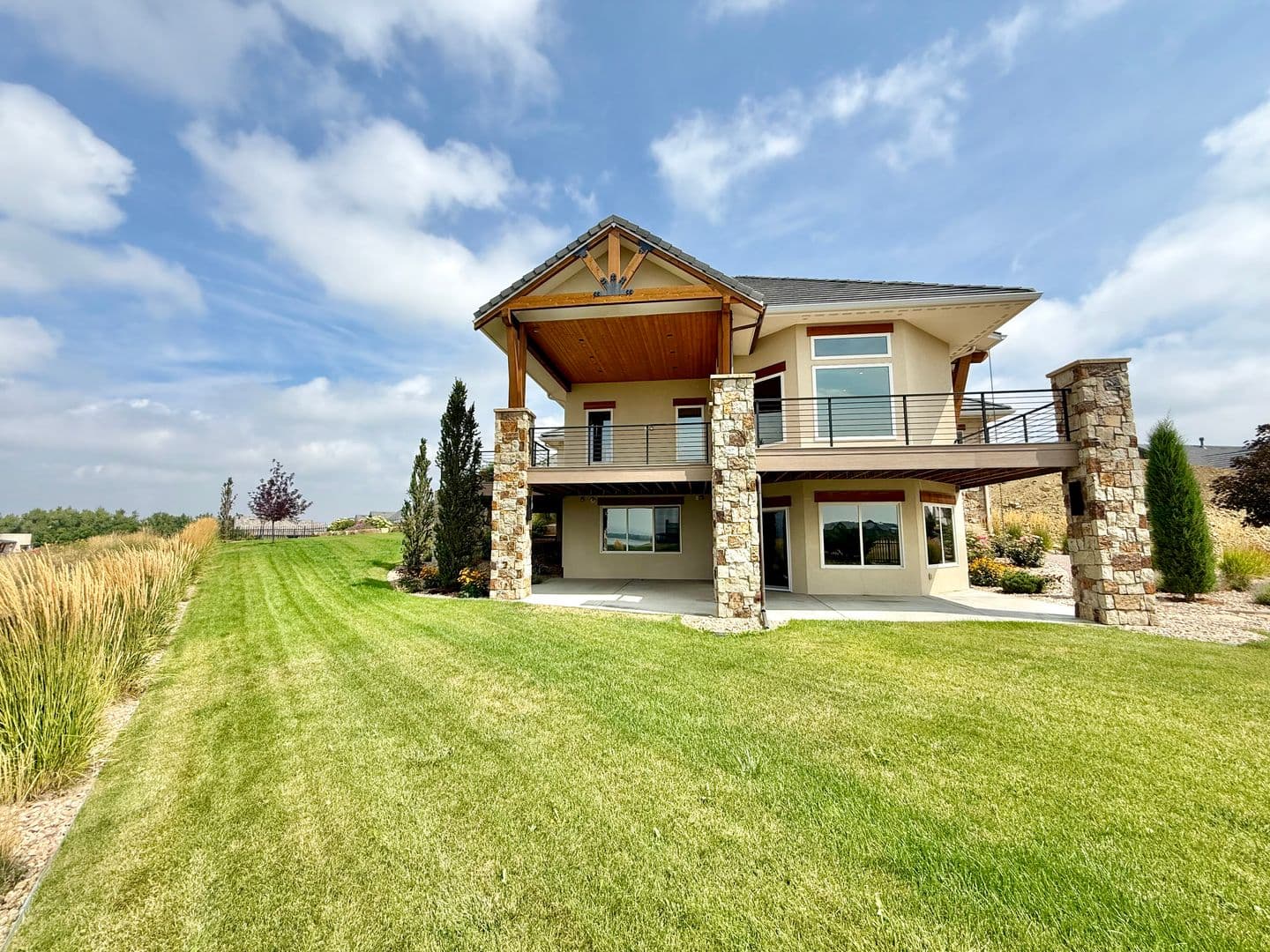 Berthoud House: 2387 Harding Park Court