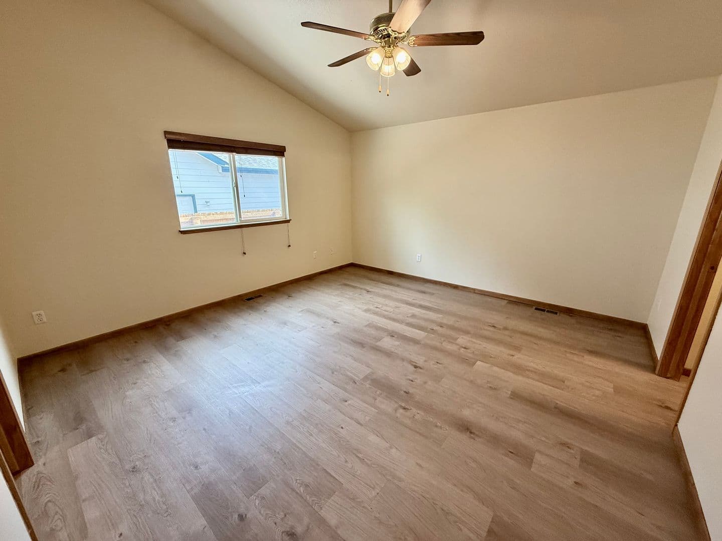 Fort Collins House: 348 Albion Way