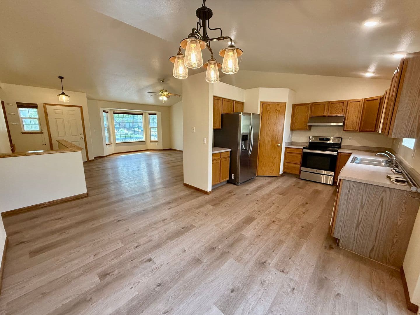 Fort Collins House: 348 Albion Way