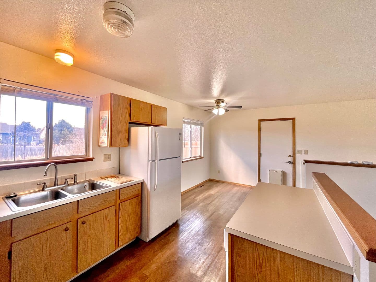 Windsor House: 914 Canyon Court