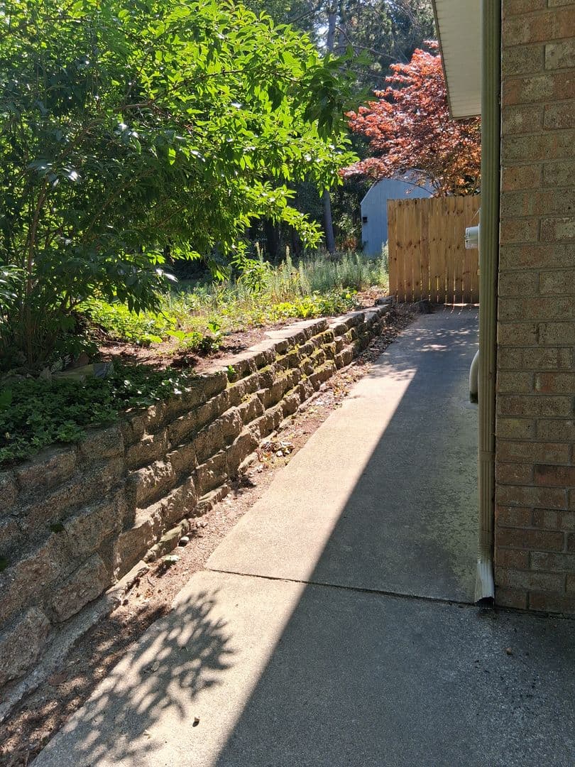 Grand Haven House: 12368 Lakeshore Dr