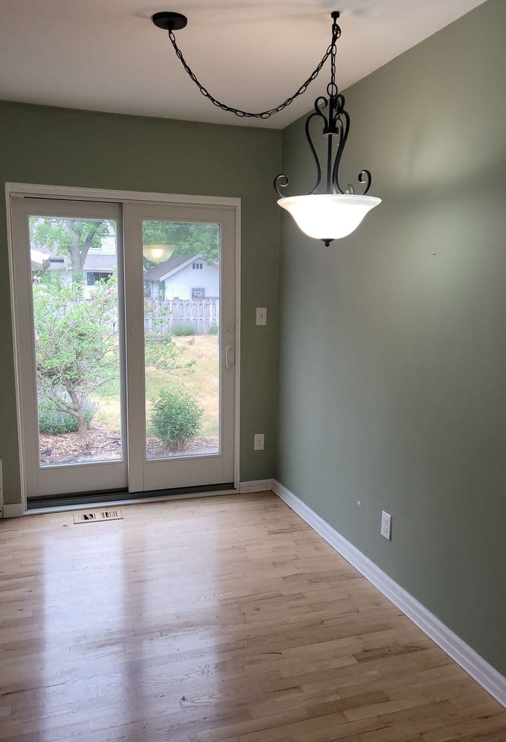 Grand Haven House: 1333 Slayton Ave