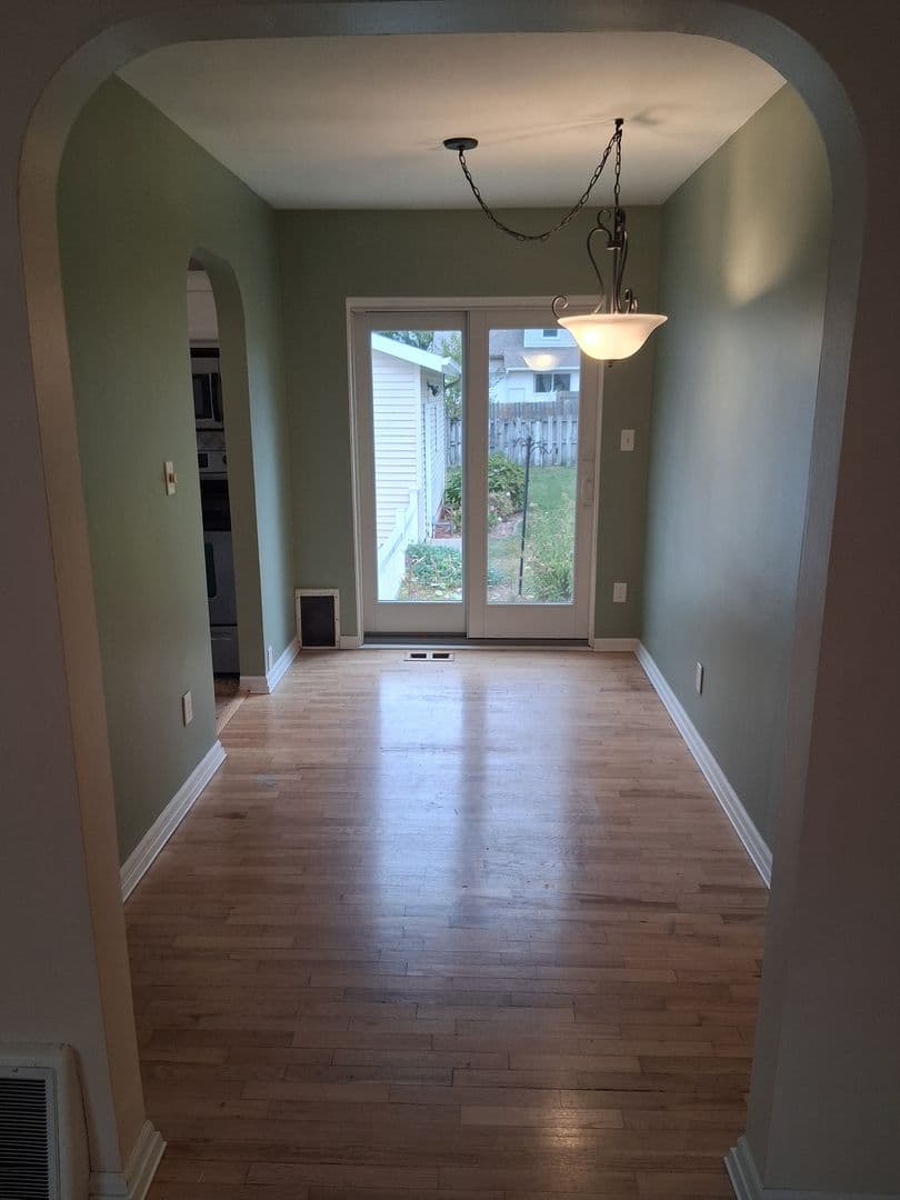 Grand Haven House: 1333 Slayton Ave