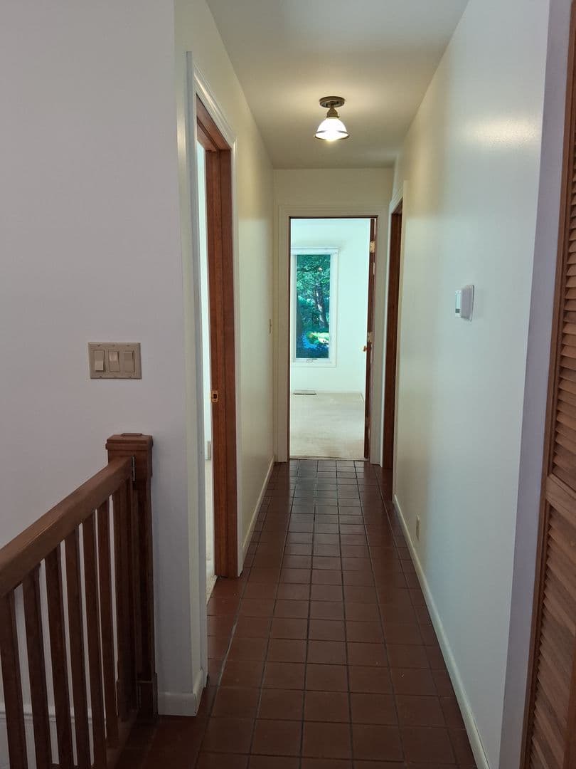 Grand Haven House: 12368 Lakeshore Dr